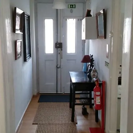 Chalet Vila Maria * 에수투릴